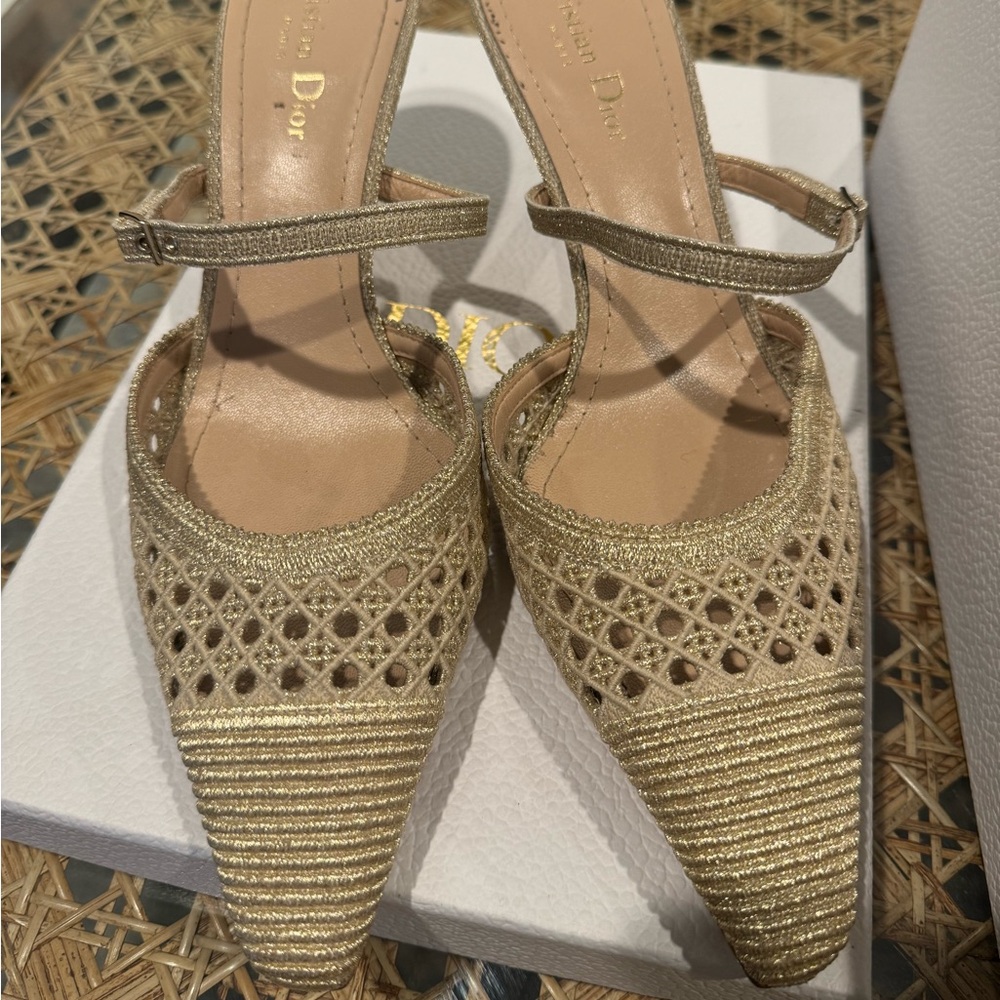 Dior capture gold mule heel. Size 39 / 8.5 US.